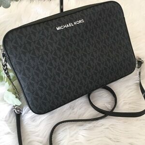 Michael kors jet set travel black large Crossbody bag